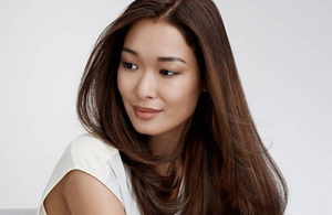 kerasilk-revitalize-lp-video-beauty-2019 light